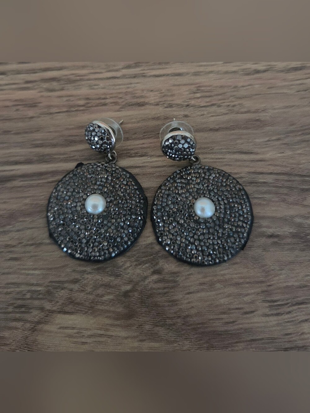 Pearl-Center Pavé Disc Drop Earrings - Black